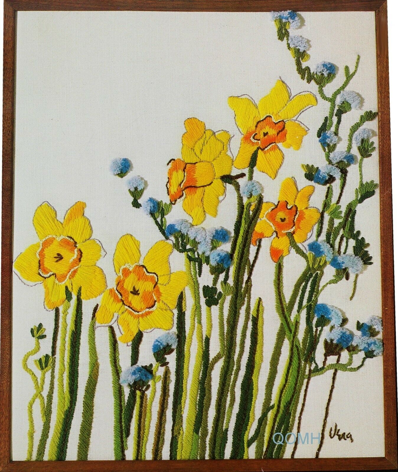 Daffodils & Bluebells Vintage Crewel Kit Mid Century Vera Stitch Linen Wool